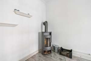 Property thumbnail 11