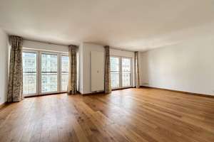 Edles Wohnambiente im Westend - großzügige Balkonwohnung – Die vollständige Adresse der Immobilie erhältst du vom Anbieter., 60325 Westend-Süd, Frankfurt am Main – Vorschaubild 2