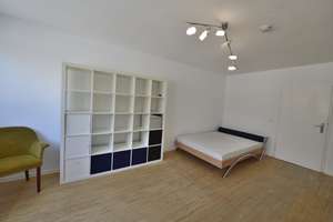 Möblierte 1-Zimmer-Wohnung in der Karlsruher Innenstadt-Ost – Zirkel 11 - WHG. 11, 76133 Innenstadt-Ost, Karlsruhe – Vorschaubild 3