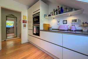 Urdenbach: Einziehen & Wohlfühlen: Hochwertige 3-Zimmer-Wohnung mit Balkon ins Grüne – Die vollständige Adresse der Immobilie erhältst du vom Anbieter., 40593 Benrath, Düsseldorf – Vorschaubild 16