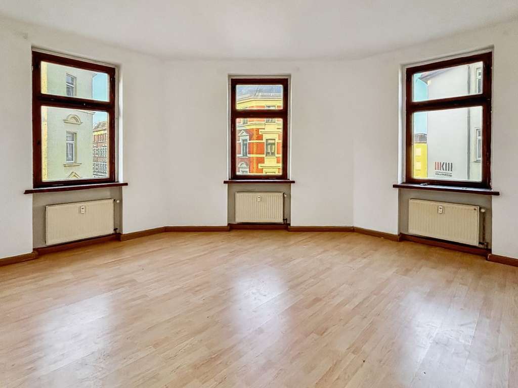 Immobilie in Markkleeberg - Charmante 2-Zimmer-Wohnung mit Potenzial in denkmalgeschütztem Altbau in Markkleeberg - Bild 2