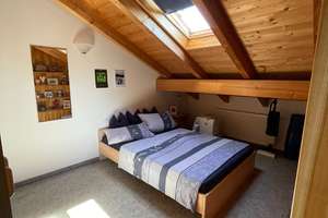 Sehr schöne 1-Zimmer DG-Wohnung in Seenähe mit Kfz-Stellplatz – Die vollständige Adresse der Immobilie erhältst du vom Anbieter., 83119 Obing – Vorschaubild 6