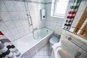 Kapitalanleger und Selbstnutzer aufgepasst – Wohnraum mit Potenzial und Charme! – Die vollständige Adresse der Immobilie erhältst du vom Anbieter., 47799 Cracau, Krefeld – Vorschaubild 7
