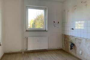 3-Zimmer-Wohnung mit sonnigem Balkon in Gelsenkirchen Hassel – Kalverkampsweg 8, 45896 Hassel, Gelsenkirchen – Vorschaubild 2