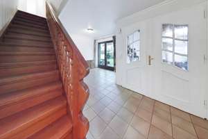 Großzügiges Wohnen in ruhiger Lage – EFH mit großem Garten & 2 Balkon in Niederkassel Rheidt – Die vollständige Adresse der Immobilie erhältst du vom Anbieter., 53859 Niederkassel – Vorschaubild 7