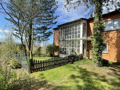 Haus mit Pool in Sennestadt (Bielefeld) ImmoScout24