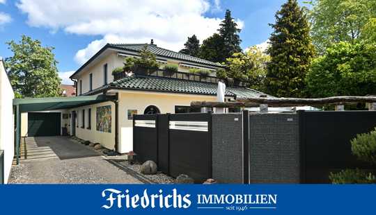 Bild von Hochwertig ausgestattetes Wohnhaus mit Wintergarten, Garage, Terrasse und Balkon in Bad Zwischenahn