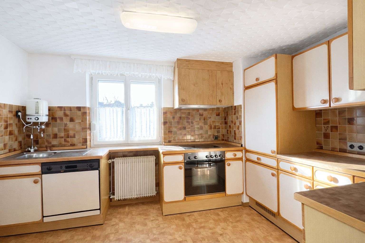 Immobilie in Bisingen - Charmantes Wohnensemble mit großem Grundstück in Bisingen-Wessingen - Bild 8