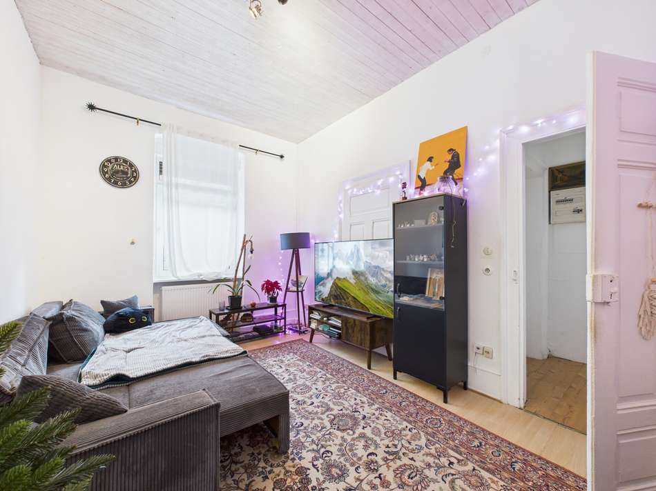 20 Wohnzimmer Vorderhaus