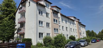 2-Zimmer-Wohnung mit Tageslichtbad und Loggia