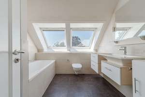 Exklusive Maisonette mit traumhafter Sonnenterrasse in begehrter Lage – Die vollständige Adresse der Immobilie erhältst du vom Anbieter., 40474 Golzheim, Düsseldorf – Vorschaubild 15