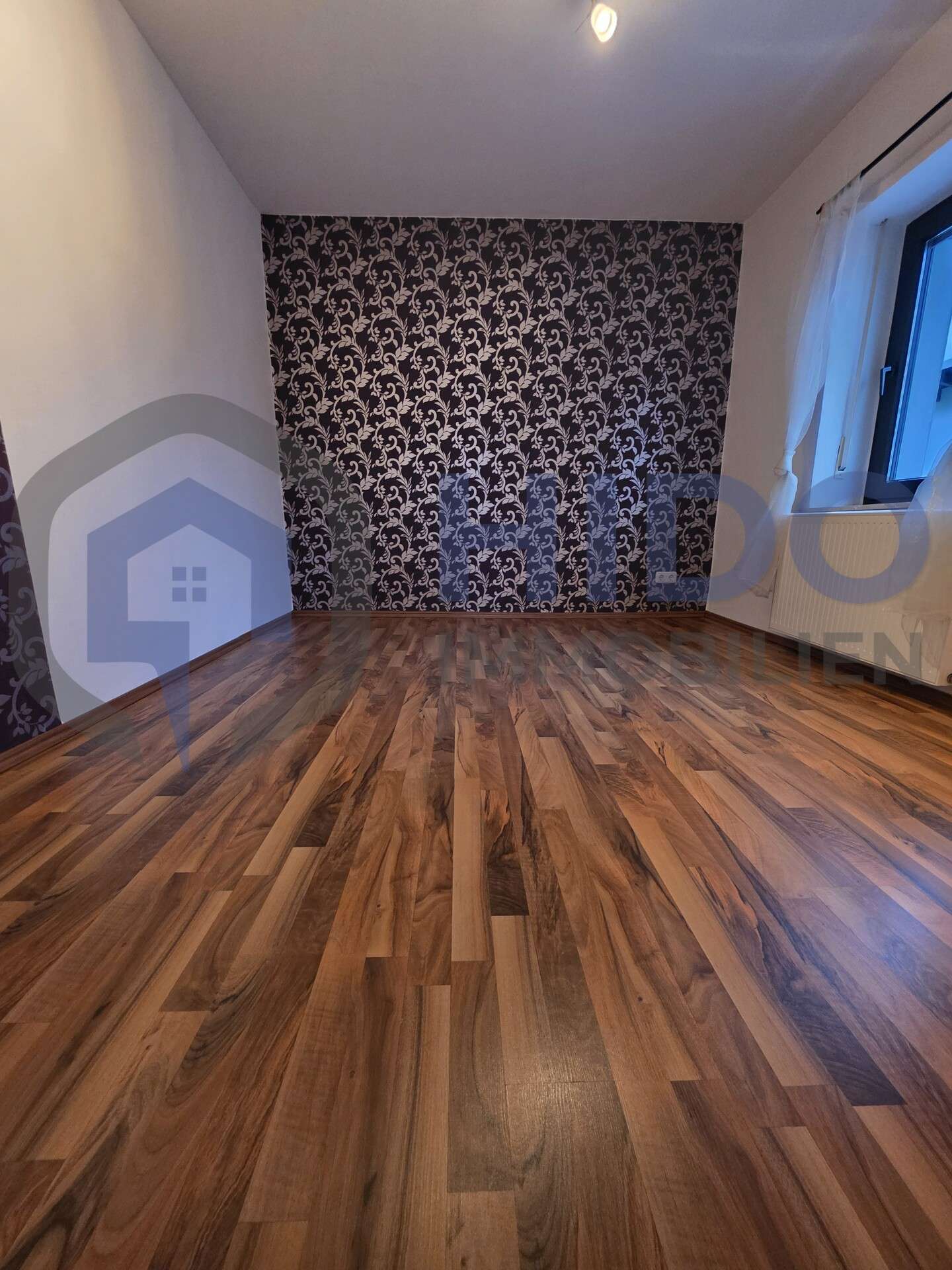 Immobilie in Leuterod - Modernisierte Doppelhaushälfte mit 3 Wohneinheiten in Leuterod - Bild 5