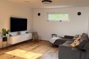 Viel Platz für den Alltag in diesem modernen Einfamilienhaus in Reutlingen-Betzingen – Die vollständige Adresse der Immobilie erhältst du vom Anbieter., 72770 Betzingen, Reutlingen – Vorschaubild 10