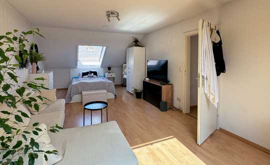 Lichtdurchflutete 3 ZKB DG-Wohnung in der Schwetzingerstadt