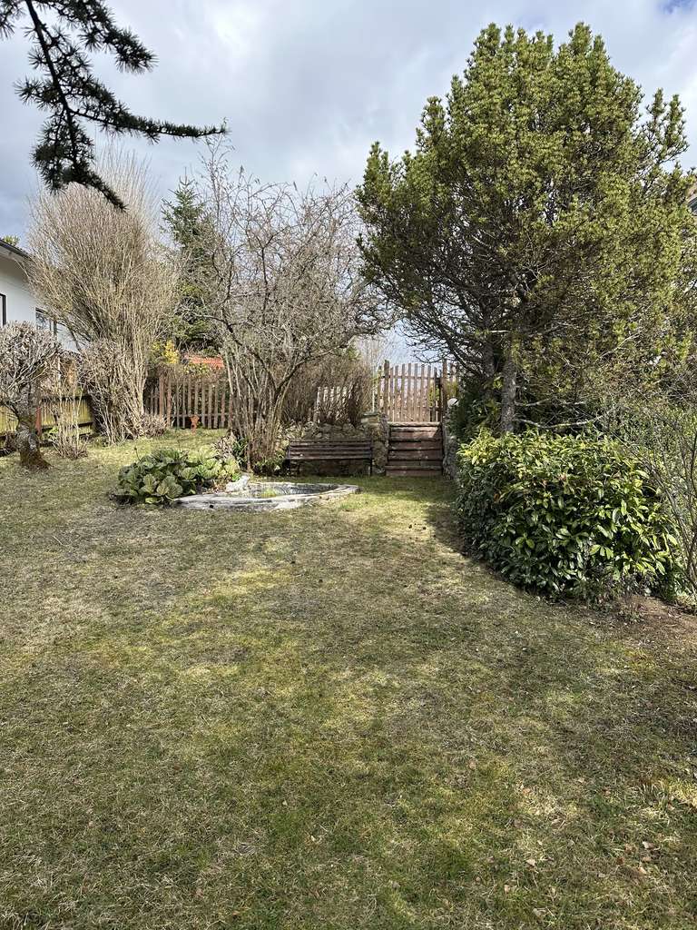 Immobilie in Neufra - Geräumiges Einfamilienhaus mit Einliegerwohnung im DG in Freudenweiler (Neufra) - Bild 3