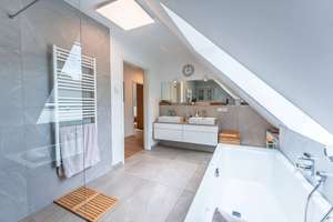 Klimatisierte Penthousewohnung mit großem Sonnenbalkon direkt an der Köln-Messe – Die vollständige Adresse der Immobilie erhältst du vom Anbieter., 51063 Mülheim (Ortsteil), Köln – Vorschaubild 11