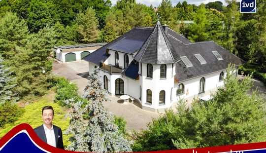 Bild von ***Villa mit Seeblick, Parkanlage und eigener Badeanstalt***