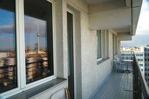 Zentrale City-Wohnung mit Komfort & Kapitalpotenzial–4 Zimmer,2 Loggien, Concierge,Panoramablick,Top – Die vollständige Adresse der Immobilie erhältst du vom Anbieter., 10117 Mitte (Ortsteil), Berlin – Vorschaubild 4