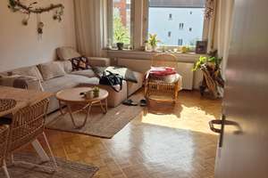Helle und freundliche 3-Zimmer Wohnung mit Balkon in Neu-Ulm