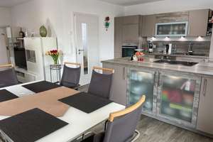 Modernes Einfamilienhaus mit Doppelgarage und schönen Garten in Schwandorf – Die vollständige Adresse der Immobilie erhältst du vom Anbieter., 92421 Schwandorf – Vorschaubild 10