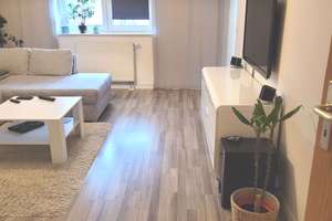 ***SEHR GEPFLEGTE WOHNUNG IN SCHÖNEM MFH-BALKON-AUFZUG-TIEFGARAGENSTELLPLATZ*** – Philippstr. 8, 9130 Sonnenberg, Chemnitz – Vorschaubild 2