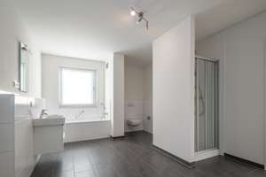 Wohnen am Schwedenpark - Hochwertige 3-ZW im DG  in architektonisch bemerkenswertem Mehrfamilienhaus – Brabantstraße 75, 52070 Frankenberg, Aachen – Vorschaubild 9