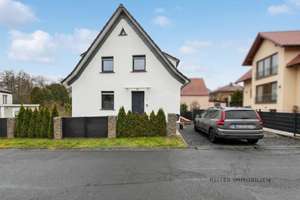 Welkers: Ihr neues Familienglück: Kernsaniertes Einfamilienhaus mit Traumterrasse-Freiheit statt Ren – Die vollständige Adresse der Immobilie erhältst du vom Anbieter., 36124 Eichenzell – Vorschaubild 2
