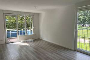 Moderne 3 Zimmer Wohnung mit Balkon, moderne EBK – Friedrich-Engels-Straße 11f, 16515 Oranienburg – Vorschaubild 2