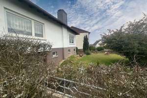 Zeitgemäßer Bungalow mit Keller und idyllischem Flair  – Die vollständige Adresse der Immobilie erhältst du vom Anbieter., 55606 Oberhausen bei Kirn – Vorschaubild 2