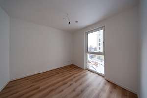 Familienwohnung mit Fußbodenheizung im Erstbezug / WBS 220 – Rotfederstraße 60, 13599 Haselhorst, Berlin – Vorschaubild 4