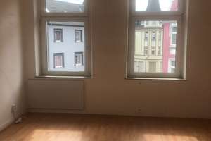 Helle 4,5-Zimmer-Wohnung im 2. OG an der Querstraße in Bochum – Querstraße 13, 44866 Wattenscheid-Mitte, Bochum – Vorschaubild 9