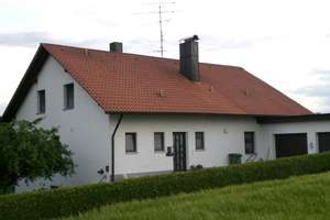 Platz für die ganze Familie: Sonniges Hanghaus, ca 150 qm, 6 Zimmer