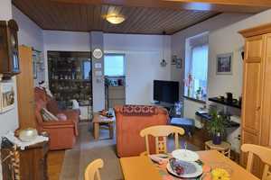 Familienidylle in Hillscheid - Einfamilienhaus mit Einliegerwohnung, 2 Garagen und sonnigem Garten! – Westerwaldkreis – Vorschaubild 14