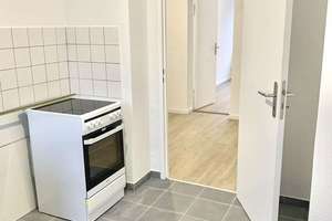 Bezugsfreie 4-Zimmer-Wohnung nahe Tegeler See – Balkon & Familiengrundriss – Die vollständige Adresse der Immobilie erhältst du vom Anbieter., 13507 Tegel, Berlin – Vorschaubild 17
