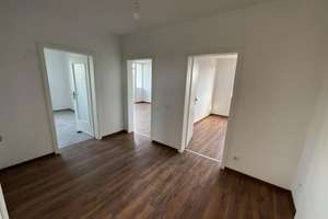 Traumhafte 2-Zimmer-Wohnung in Velbert mit Wunderschönem Blick ins Grün – Von-Humboldt-Straße 8, 42549 Velbert-Mitte, Velbert – Vorschaubild 1
