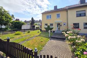 Reihenendhaus mit Terrasse, Balkon und viel Potential auf tollem Grundstück in ruhiger Lage – 61187 Schöneck – Vorschaubild 18
