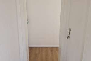 ab sofort: renovierte 2ZKB mit Infrarotheizung und Balkon, optional Stellplatz / Garage – 57074 Siegen, Siegen – Vorschaubild 6