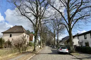 Großes freistehendes Einfamilienhaus auf wunderschönem, ruhigem Grundstück im begehrten Lichtenrade – Saalower Str. 46, 12307 Berlin – Vorschaubild 24