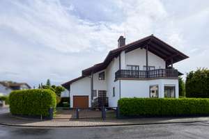 Großzügiges Einfamilienhaus mit Einliegerwohnung, Sauna & großem Grundstück in Langenselbold – Die vollständige Adresse der Immobilie erhältst du vom Anbieter., 63505 Langenselbold – Vorschaubild 2