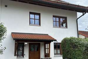 ***Viel Platz für alles was Sie vorhaben - sofort beziehbar*** – Die vollständige Adresse der Immobilie erhältst du vom Anbieter., 85649 Brunnthal – Vorschaubild 2