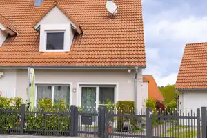 Ruhige Lage - großer Garten: TOP DHH Nbg. - Neuröthenbach / Haus kaufen – Nürnberg – Vorschaubild 2