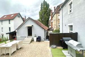 Freistehendes Zweifamilienhaus in ruhiger & gefragter Lage von Feuerbach!  – Die vollständige Adresse der Immobilie erhältst du vom Anbieter., 70469 Feuerbacher Tal, Stuttgart – Vorschaubild 2