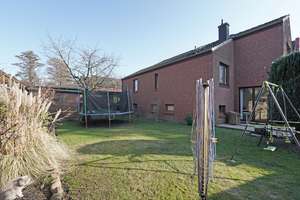 Gepflegte DHH mit 5 Zi. in attraktiver Lage. – Die vollständige Adresse der Immobilie erhältst du vom Anbieter., 21147 Neugraben-Fischbek, Hamburg – Vorschaubild 2
