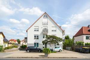3 Zimmer + bezugsfrei + Weixdorf