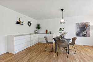 *Topmodernisiert, sonniger Balkon & Blick ins Grüne * zentrales  Hummelsbüttel* – Die vollständige Adresse der Immobilie erhältst du vom Anbieter., 22399 Hummelsbüttel, Hamburg – Vorschaubild 10