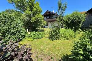Grosszügiges Einfamilienhaus mit grossem Garten in ruhiger Lage von Valley OT Mitterdarching – Die vollständige Adresse der Immobilie erhältst du vom Anbieter., 83626 Valley – Vorschaubild 1