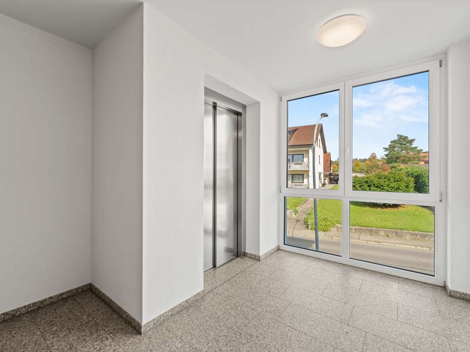 Aufzug Treppenhausflur