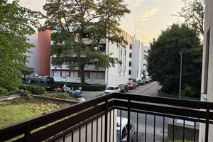 Ruhige, helle 3-Zimmer-Wohnung in Obersendling mit S/W-Balkon – Kleinstraße 23, 81379 Thalkirchen, München – Vorschaubild 3