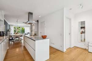 Familien-Townhouse im ruhigen Quartier inmitten der Stadt – Die vollständige Adresse der Immobilie erhältst du vom Anbieter., 40215 Friedrichstadt, Düsseldorf – Vorschaubild 3
