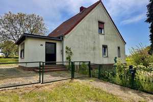 HORN IMMOBILIEN ++ Haus in Grambow bei Löcknitz mit großem Grundstück – Uecker-Randow (Kreis) – Vorschaubild 2